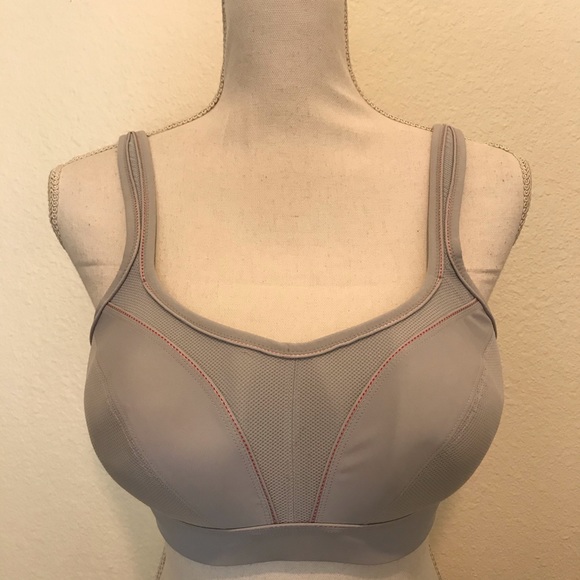 Chantelle Other - Chantelle Gray High-Impact Sports Bra